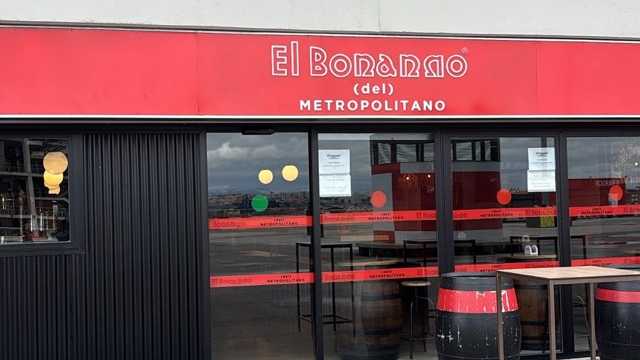 Busco Camarero/a a jornada completa