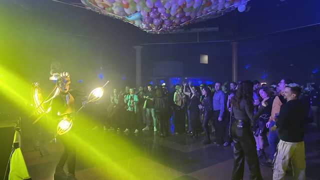 jefe de sala de discoteca