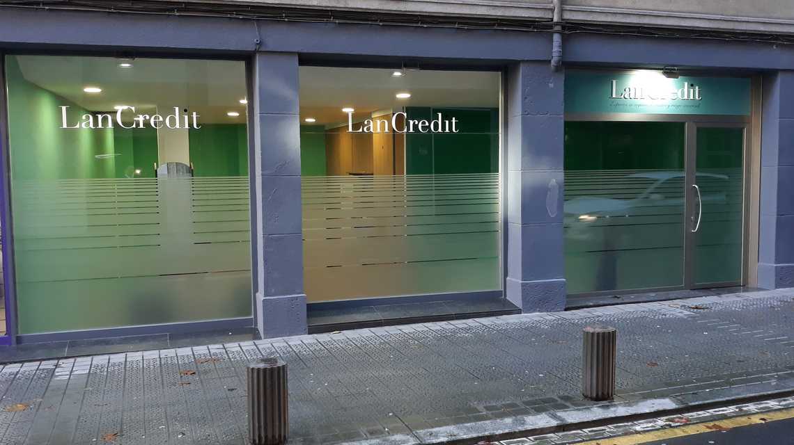 LANCREDIT C.S. S.L. cover image