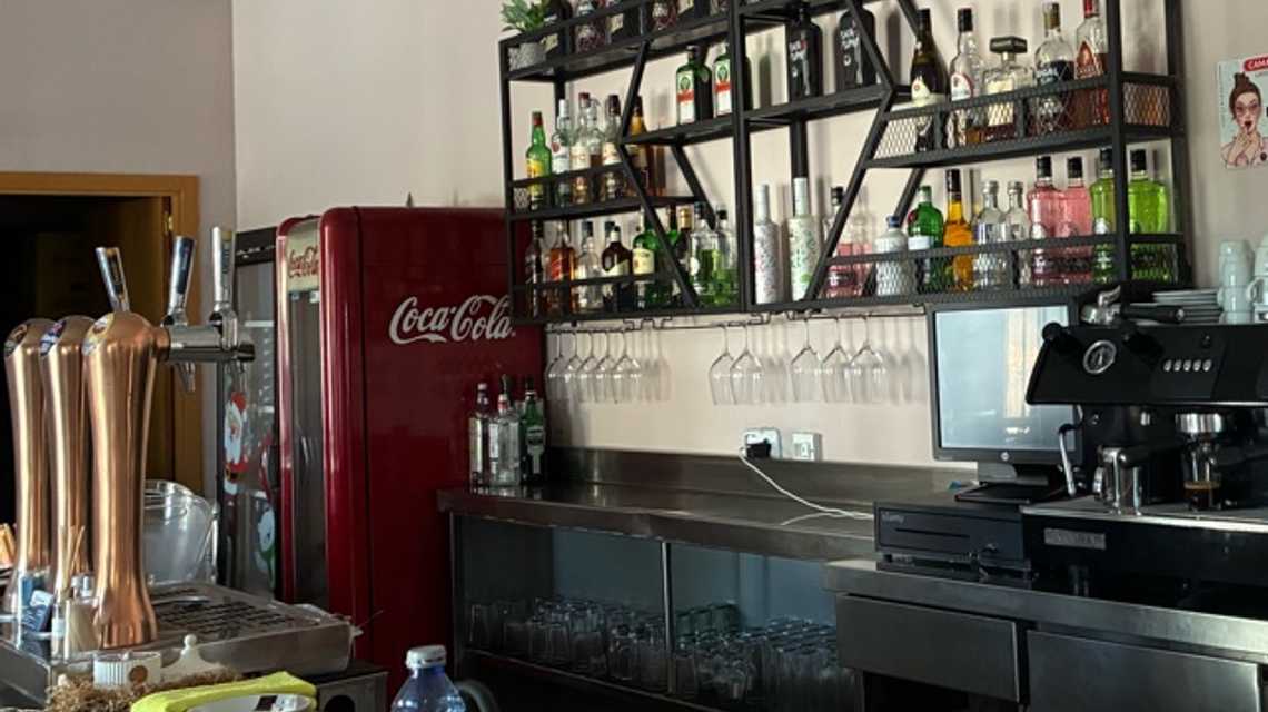 Bar La Plaza cover image