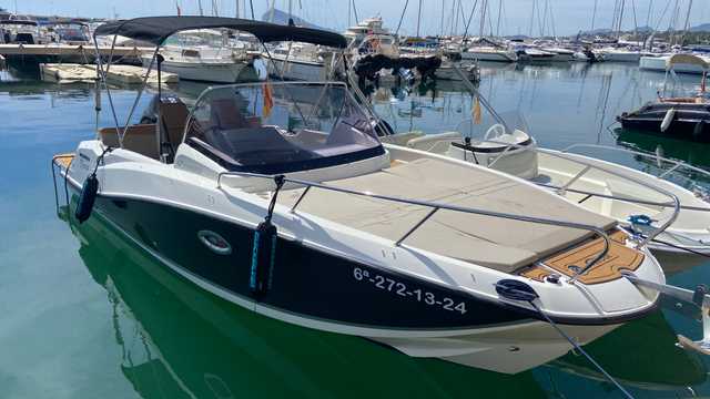 ayudante gestion barcos de alquiler