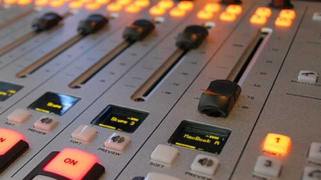 Periodista, Asesor Comercial Radio