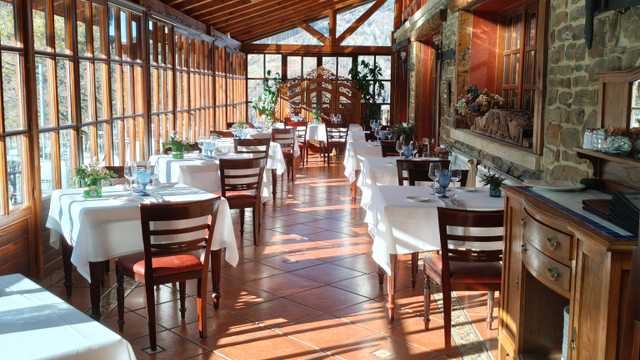 Ayudante de Camarero/a