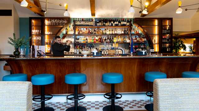 Full Time Restaurant supervisor