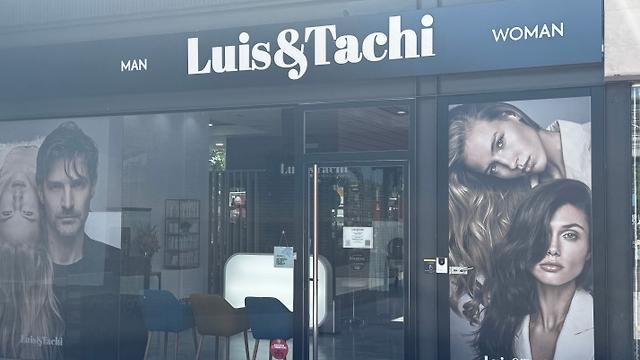 Oficial de Peluquería