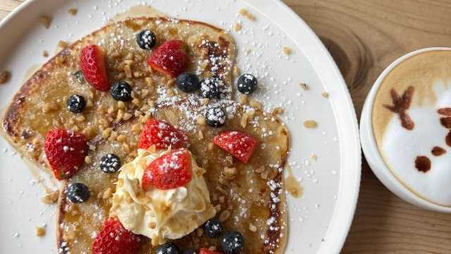 Cocinero/a y Ayudante/a de Cocina