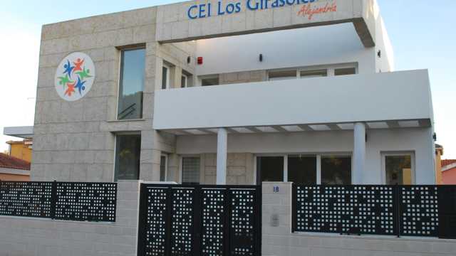 👩‍🍳 COCINERA/O – ESCUELA INFANTIL