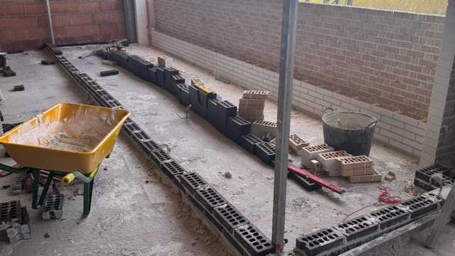 Oficial de construcción