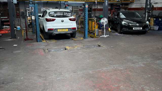 Motor Mechanic