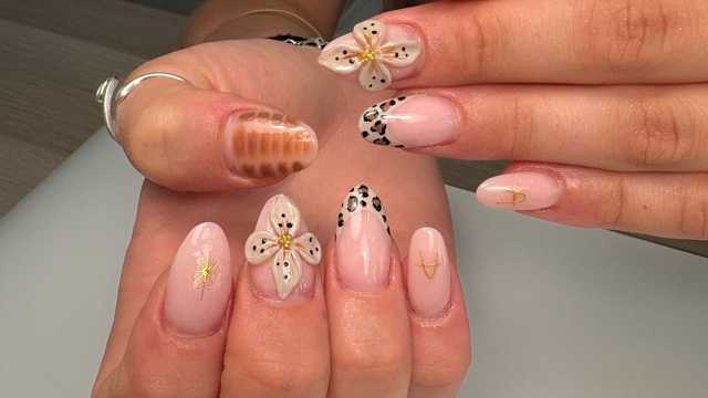 Manicurista Técnica Uñas Acrilicas