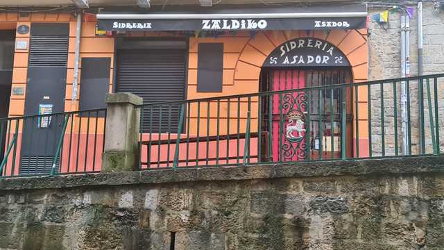 Persona Limpieza en cocina de miércoles a sábado (solo mediodías)