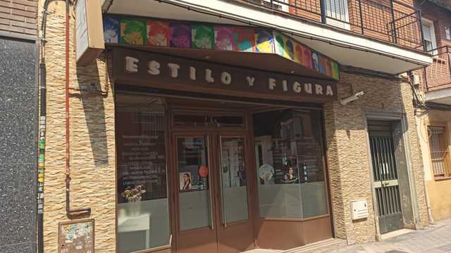 Oficial de Peluquería