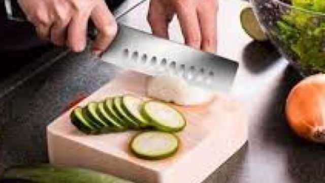 Ayudante/a de Cocina