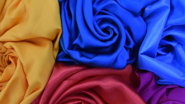Dry Cleaner