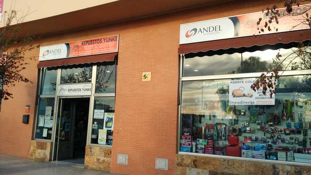 Dependiente/a de Tienda
