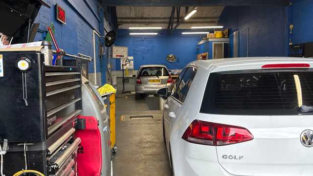 Mot tester