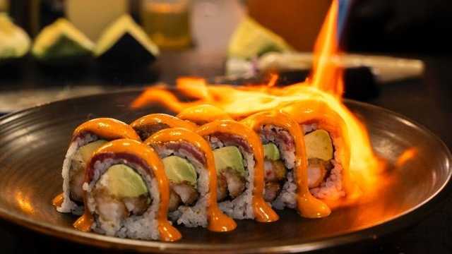 Sushiman/Sushiwoman