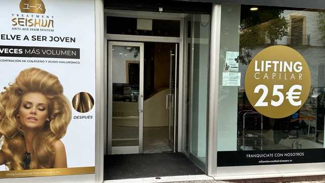 Oficial de Peluquería