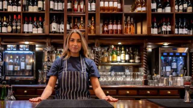 JEFE DE BARRA APERTURA RESTAURANTE MULTIESPACIO MADRID