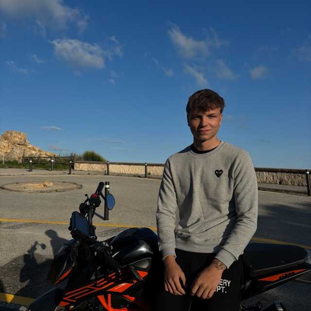 Candidate avatar