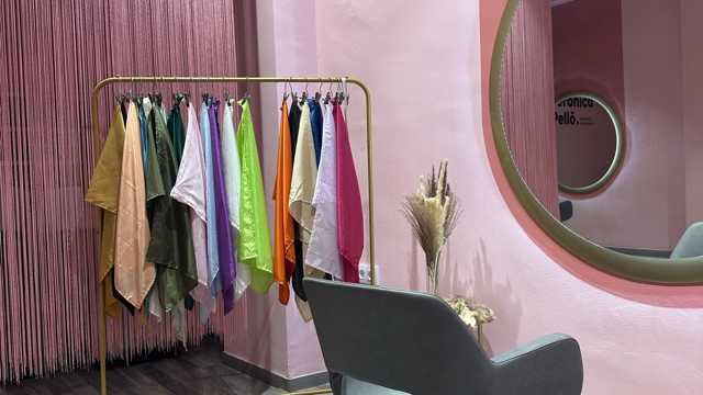 Manicurista Técnica Uñas Acrilicas