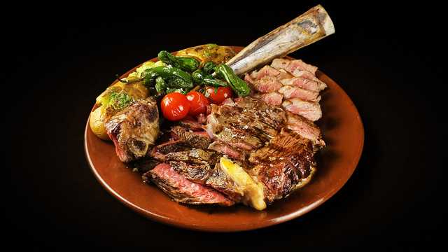 BUSCA COCINERO/A EXTRA