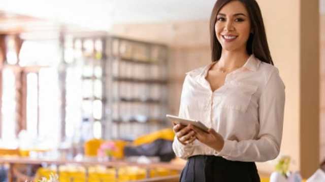 JEFE/A DE HOSTESS PARA CONCEPTO LIFESTYLE