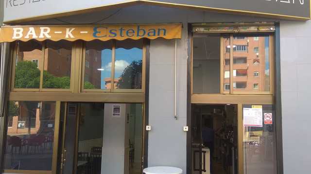 Cocinero/a y Ayudante/a de Cocina