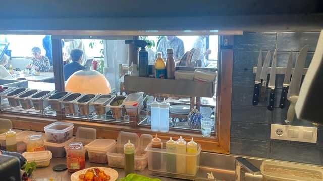 Ayudante/a de Cocina y Friegaplatos