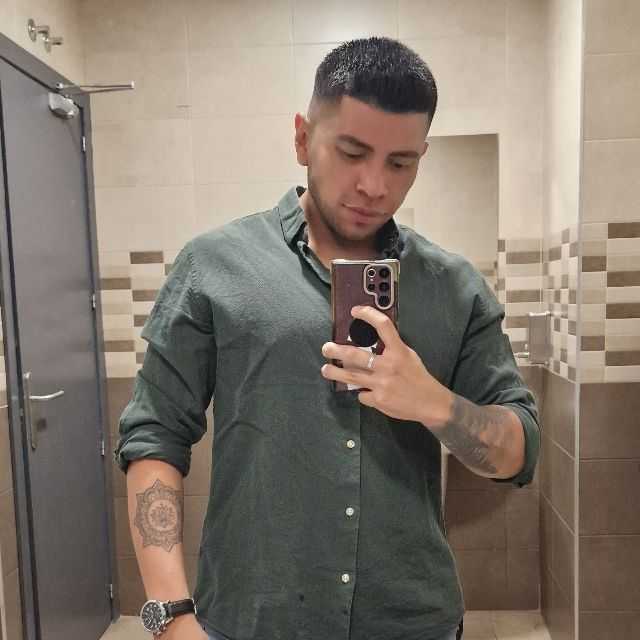 Candidate avatar
