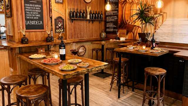 Camarero/a – Taberna frente al Santiago Bernabéu