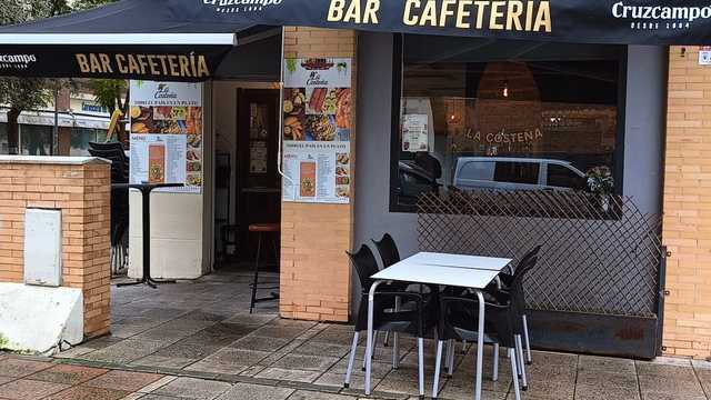 Camarero/a de Mesas y Barra