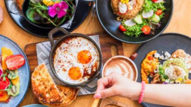 BRUNCH CHEF / COCINERO/A – JORNADA COMPLETA