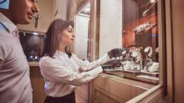 Dependiente/a de Tienda