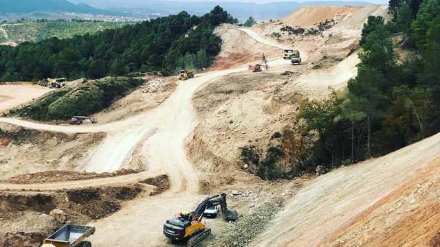OPERADOR MAQUINARIA PESADA