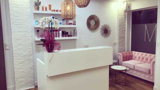 Oficial de Peluquería