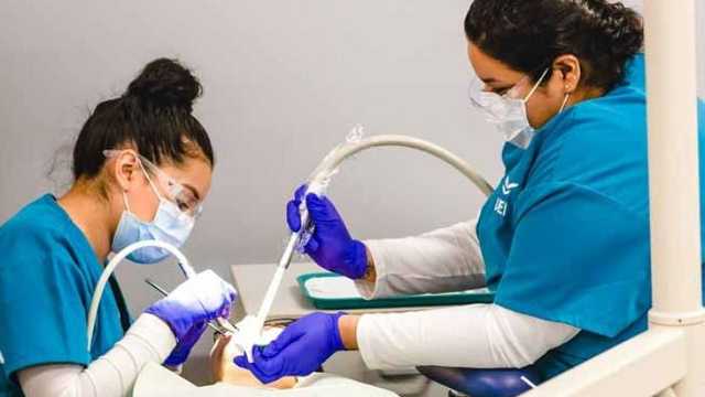 Dental Assistant Trainee