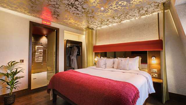 Housekeeper - 5* Boutique Hotel