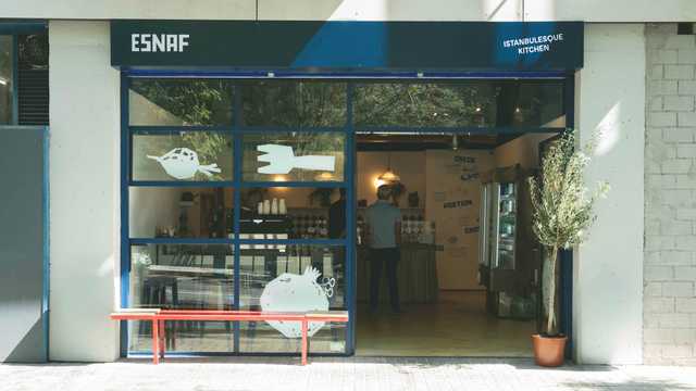 Cocinero/a y Ayudante/a de Cocina