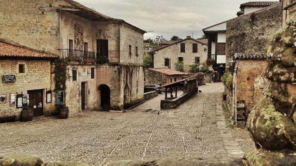 Casa Cossio cover image