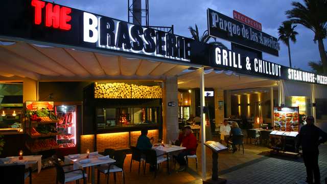 Ayudante de Camarero/a