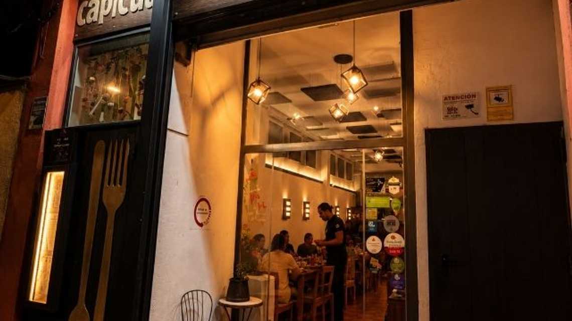 RESTAURANT CAPICUA  cover image