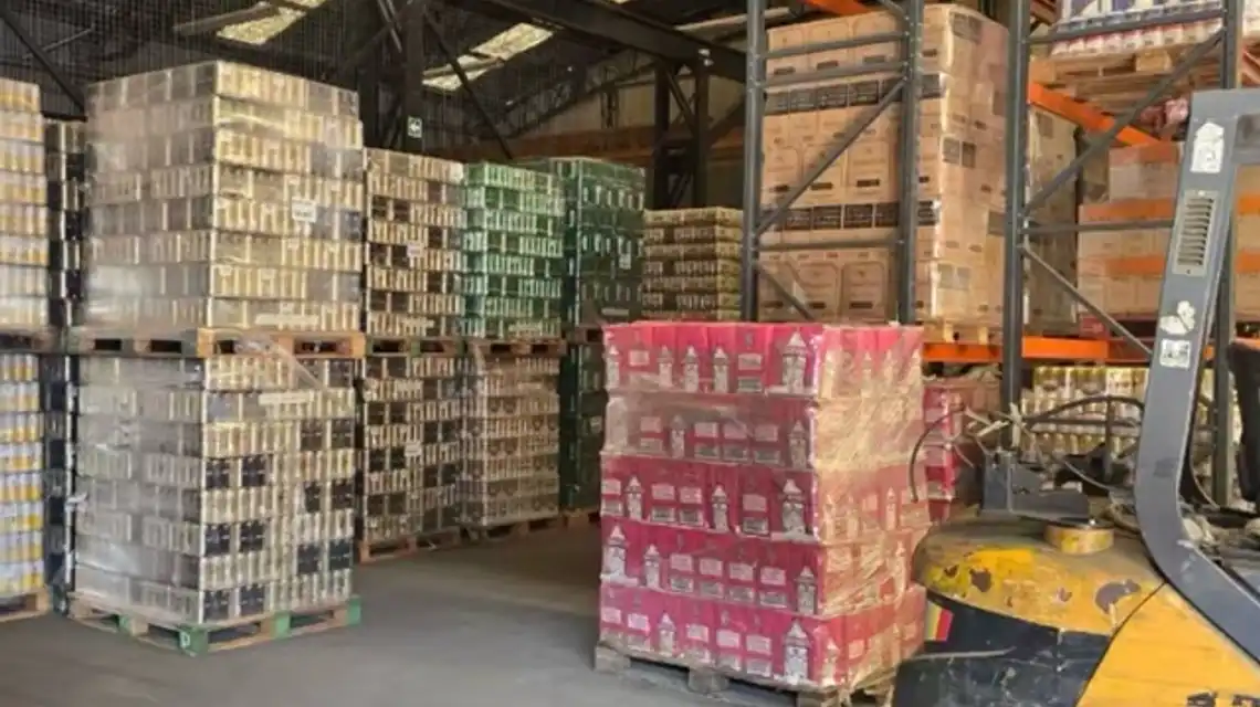 Distribuidor de bebidas cover image