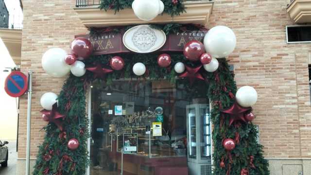 Panadero, pastelero, ayudante obrador