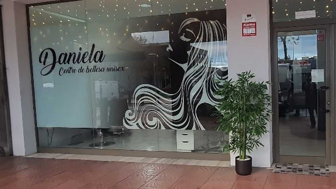 Centre de Bellesa Daniela cover image