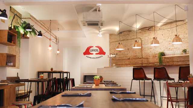 Ayudante/a de Cocina