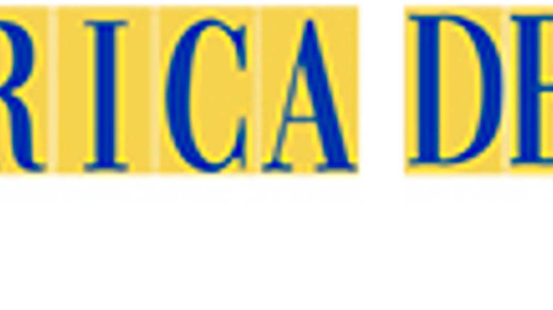 LA FABRICA DE HIELO cover image