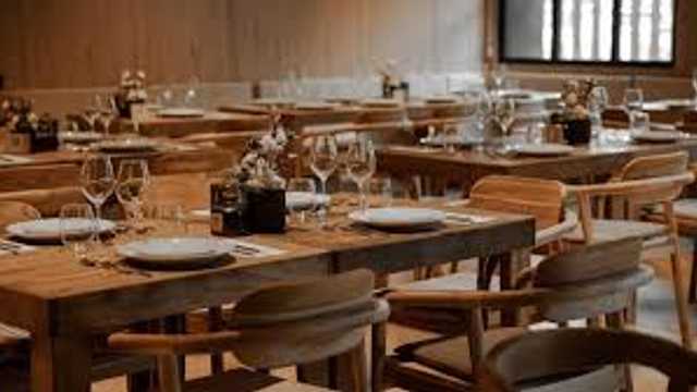 Ayudante de Camarero/a