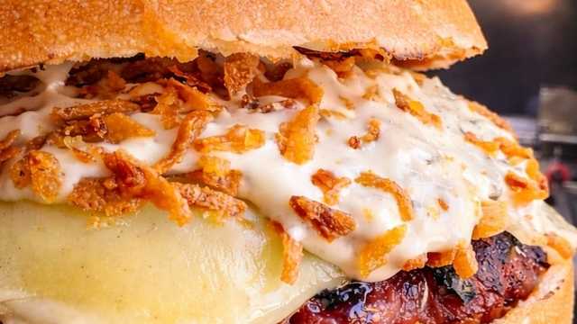 Ayudante/a de Cocina