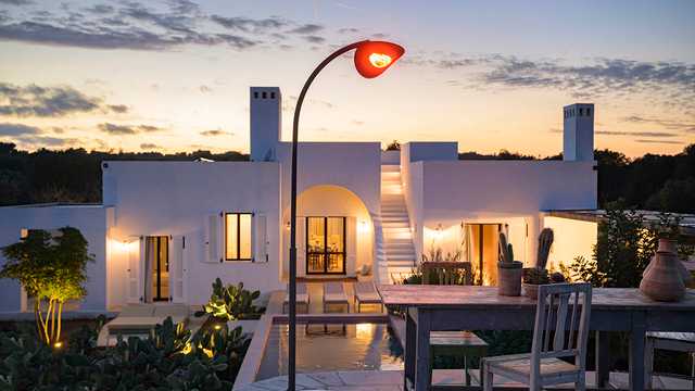 Comercial y Captador/a